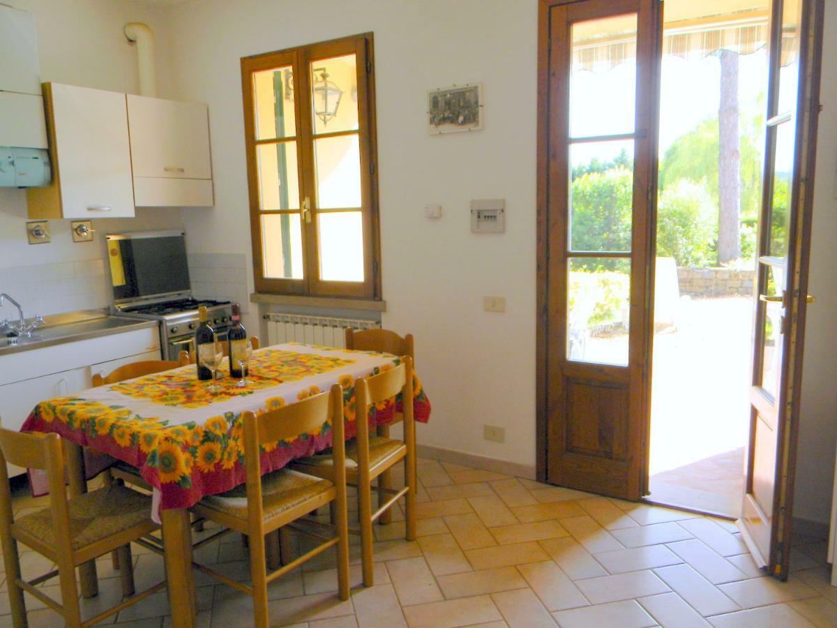 Appartamenti Avanella A 150 Mt Dalla Piscina 150 Mt From Swimming Pool Certaldo Exterior foto